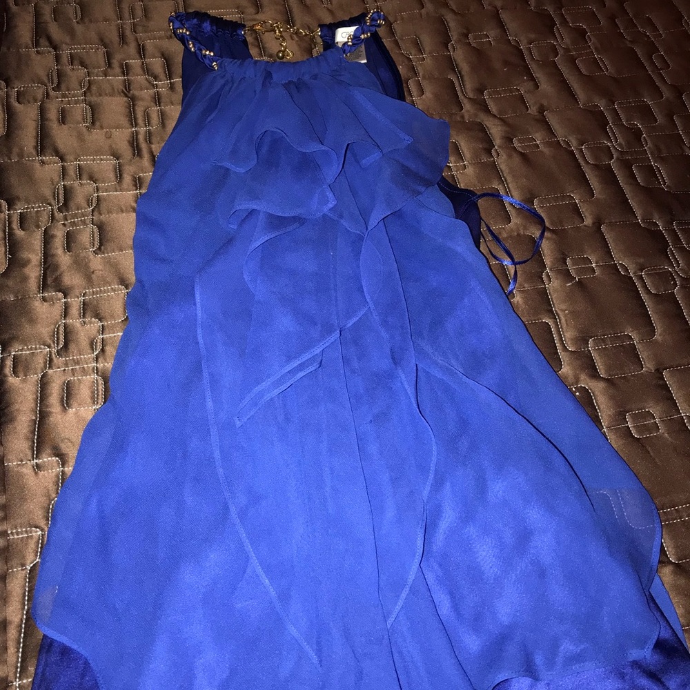 💙💙Cache’ Flowing layers of cuteness.💙💙